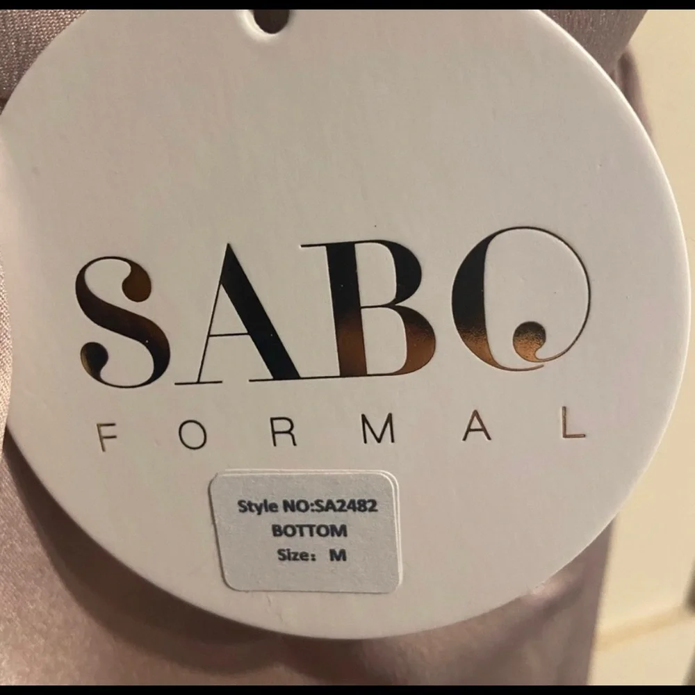 New Sabo Skirt Set - size medium - never worn! - Picture 16 of 16